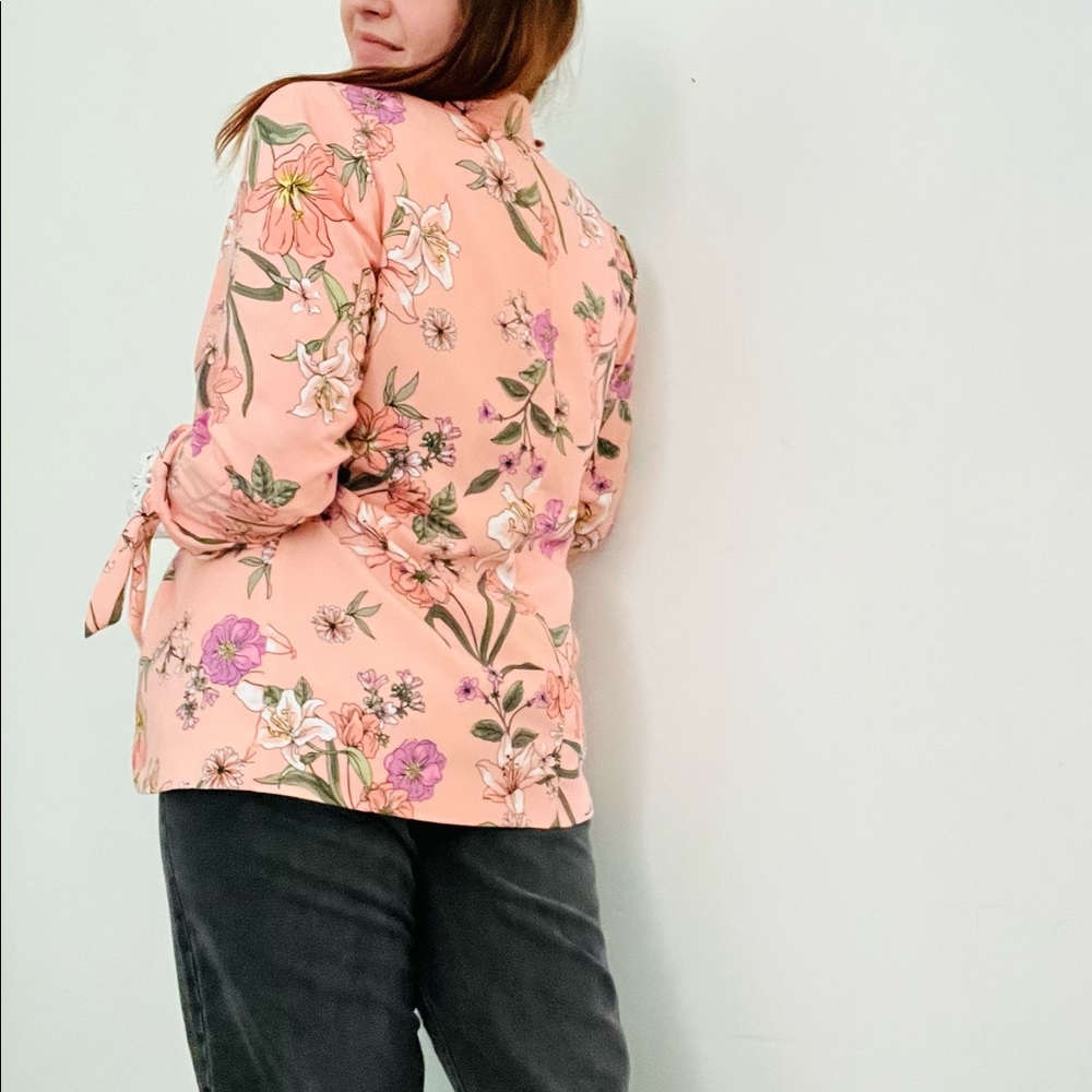 Love & Legend Floral Blazer